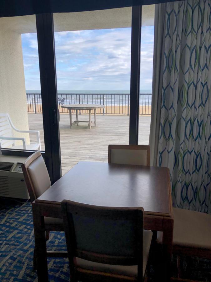 Family Room with multiple Bedrooms- Oceanfront - Shared Deck