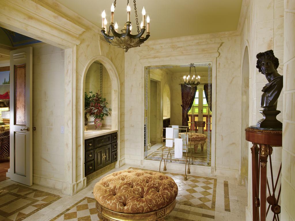 Suite with Balcony,766018438:JPEG