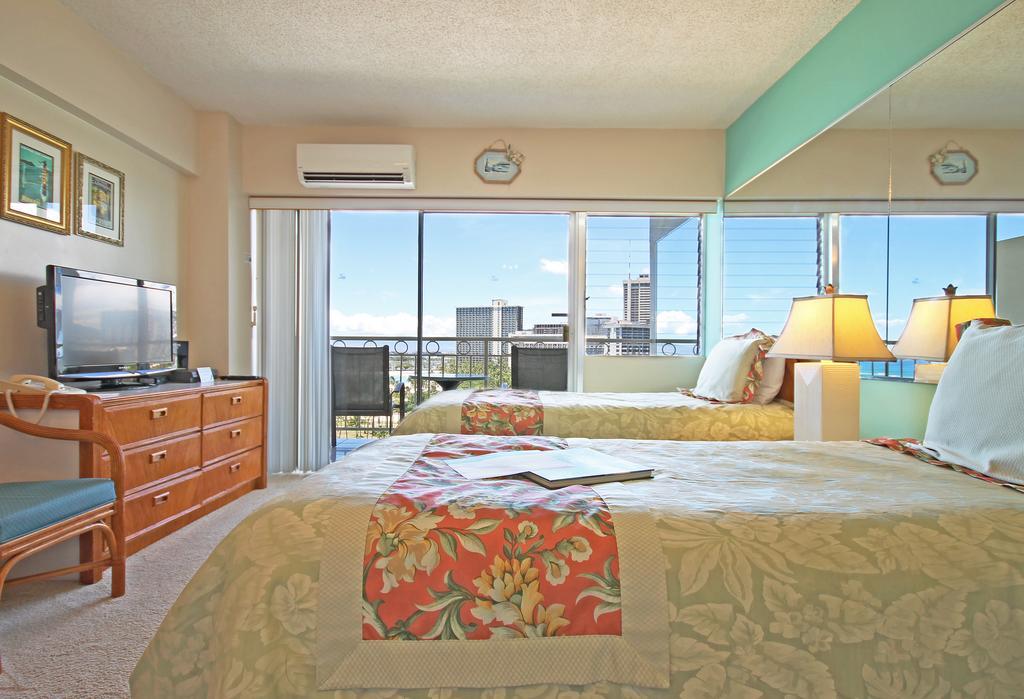 Studio Deluxe Ocean View Room