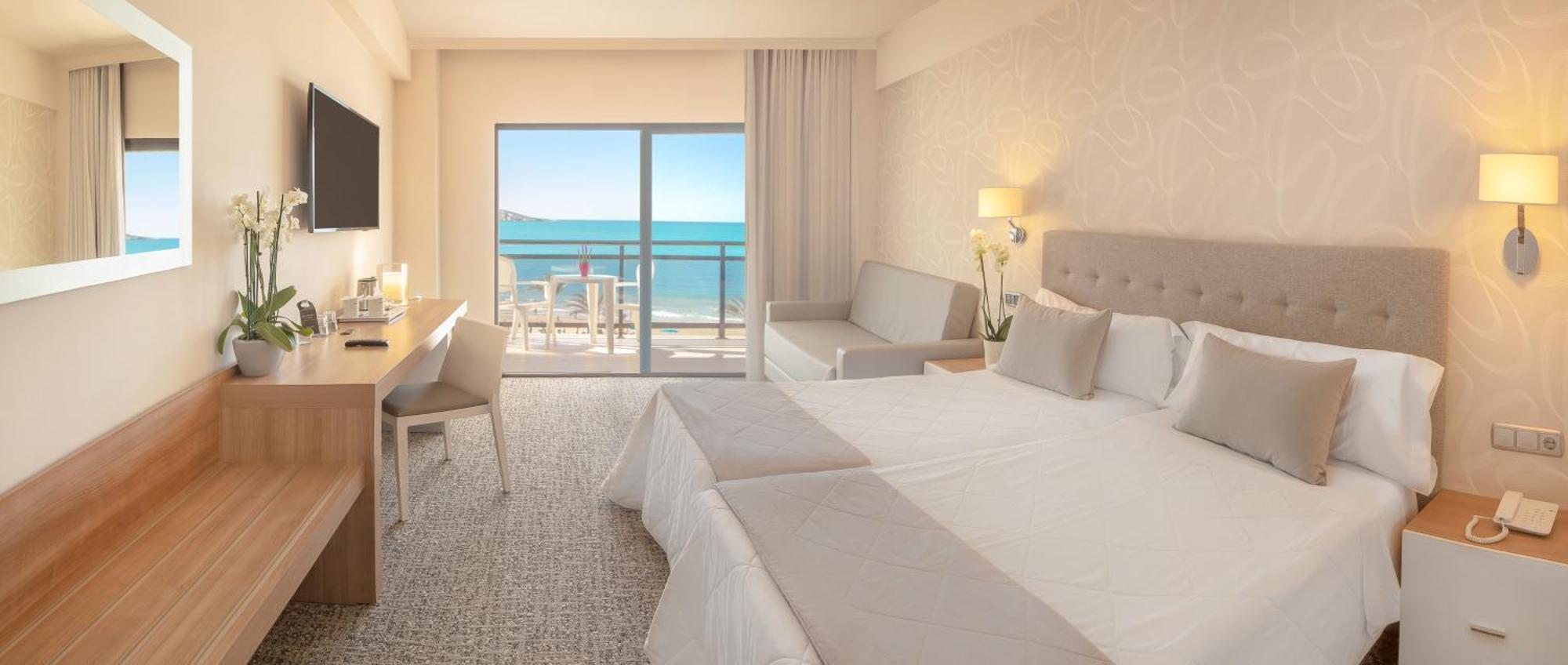 Twin Room with Sea View and terrace (3 Adults + 1 Child)