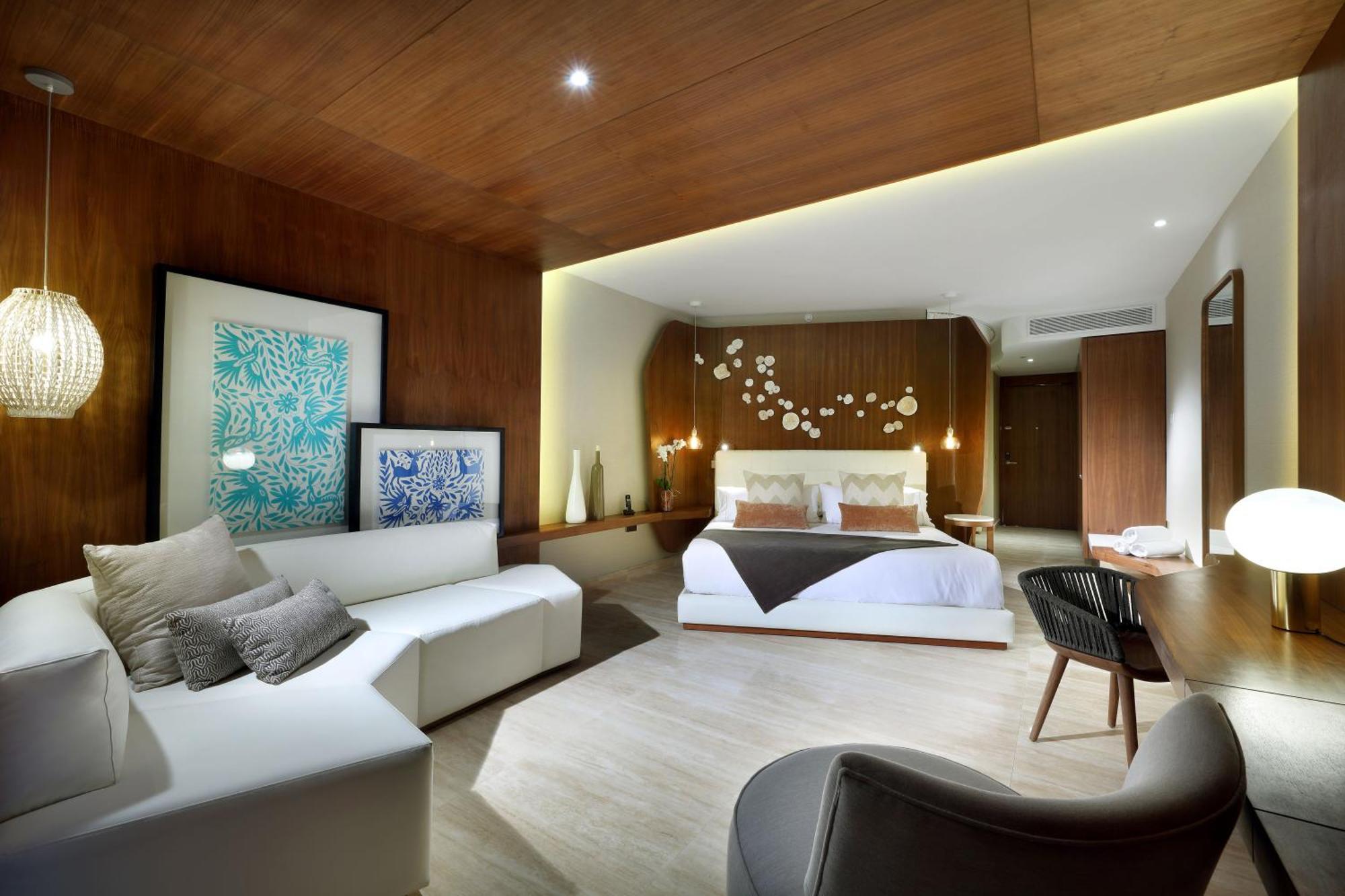Junior Suite Beachside Ocean View