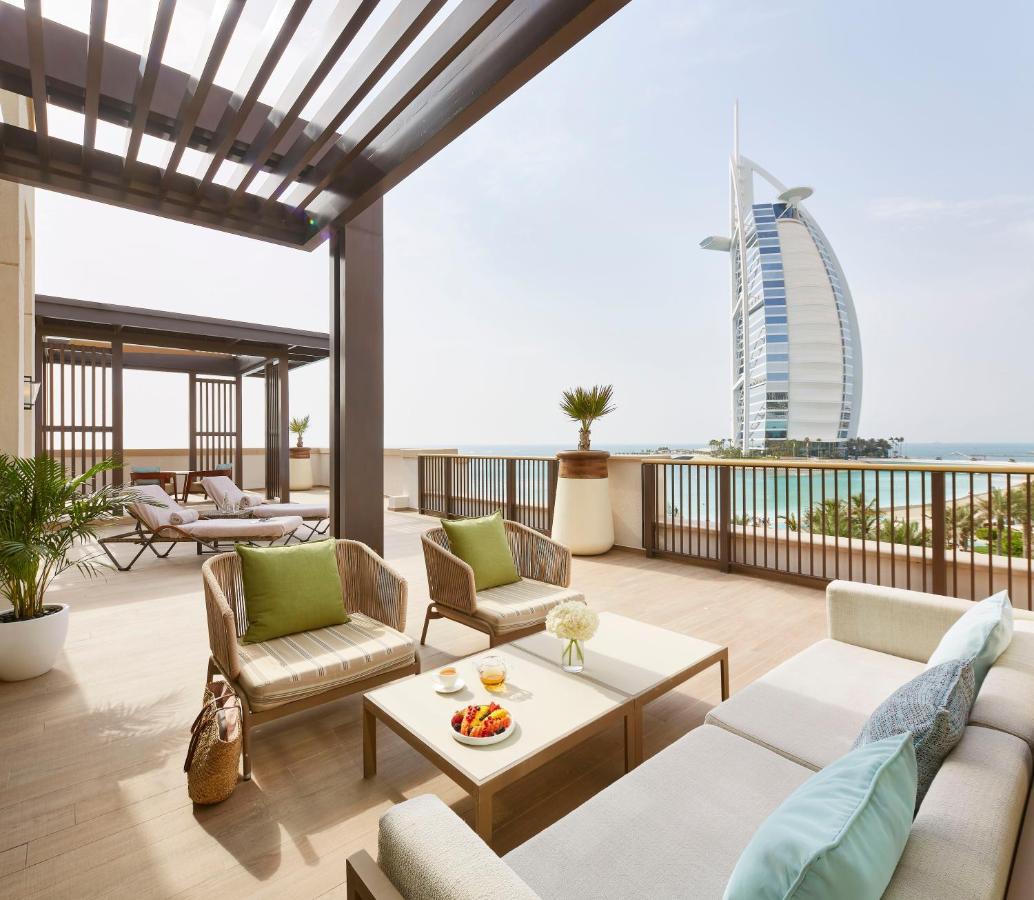 Burj View Suite - with airport transfers, suite benefits and beach club access