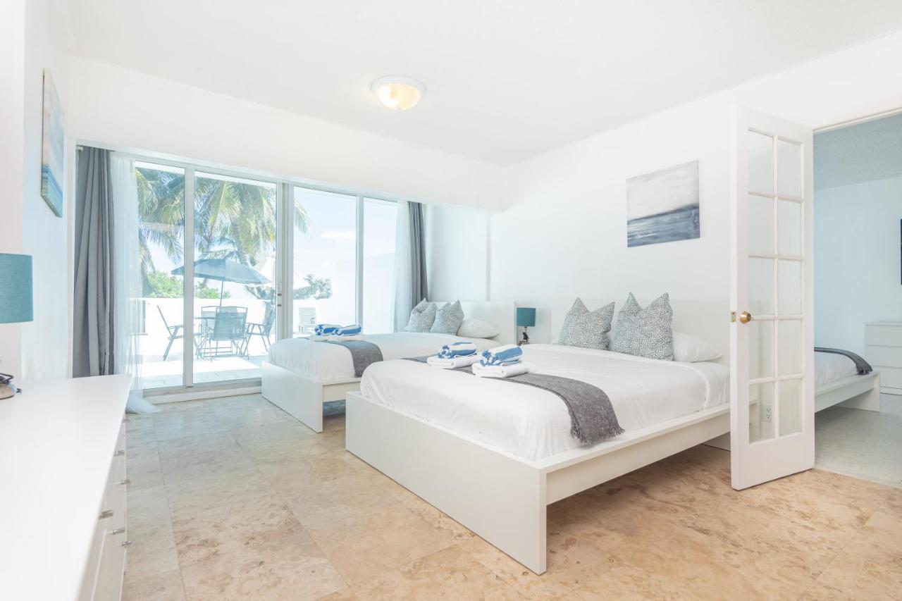 Villa - Beach Front