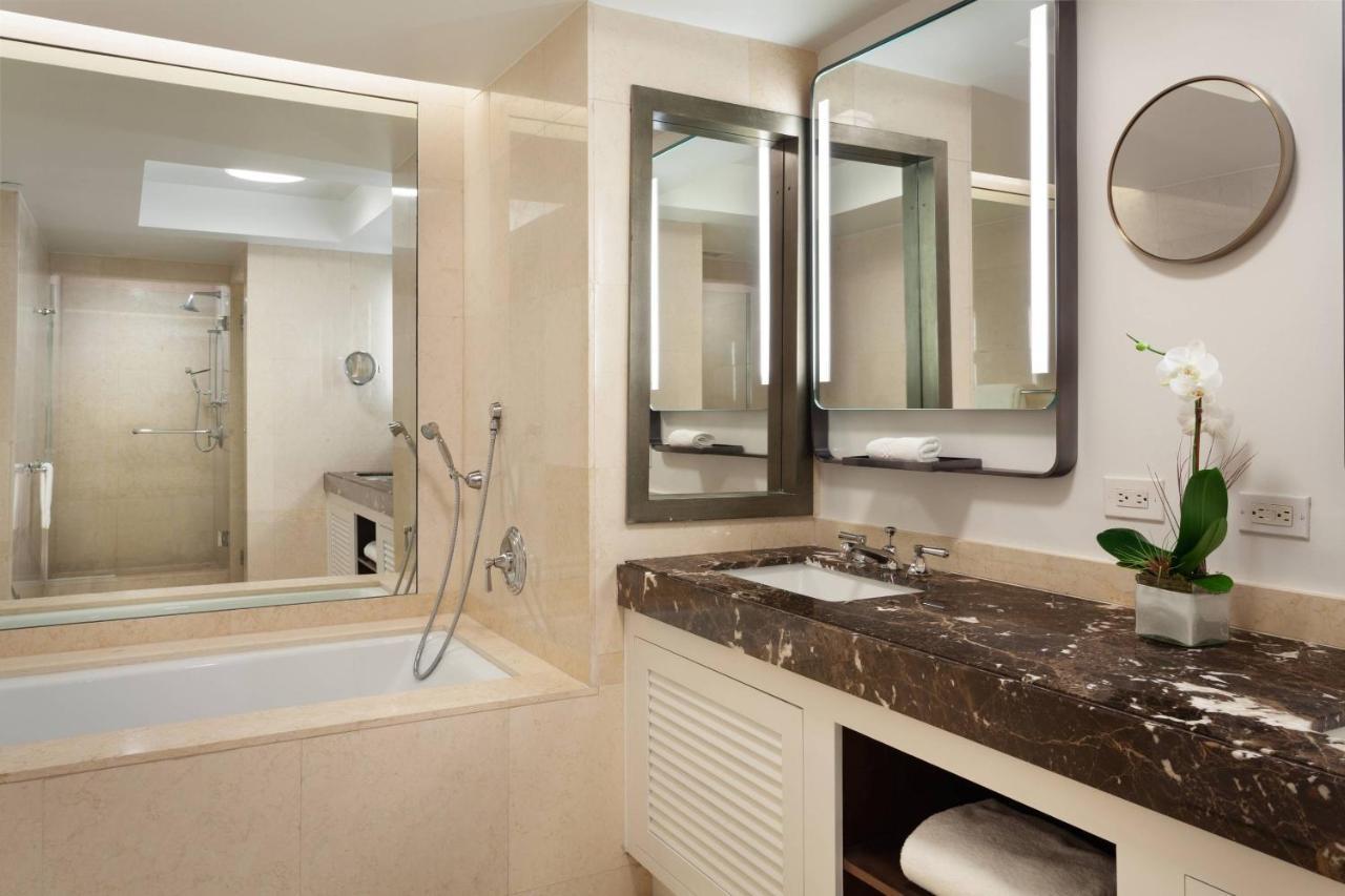 Junior Suite with Intracoastal View