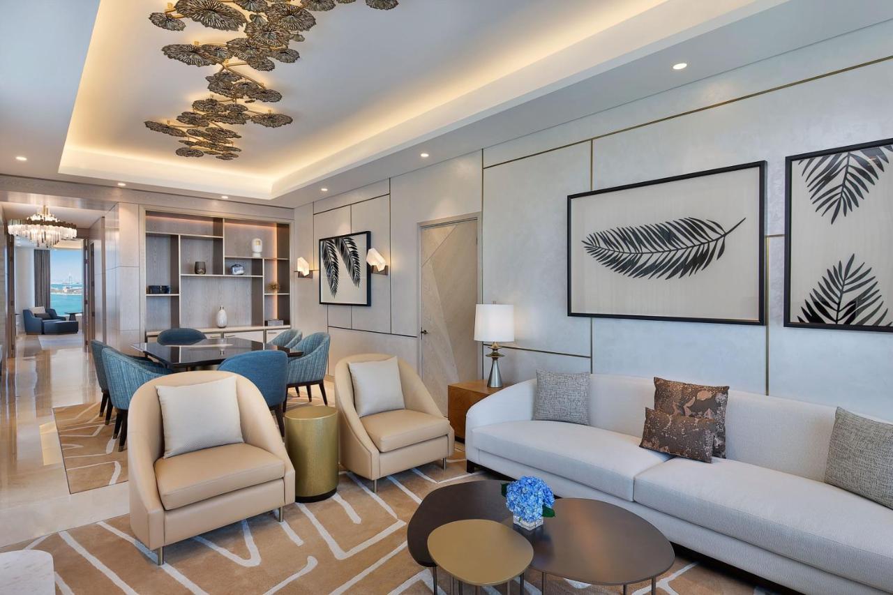 Astor Suite with Sea View, KYMA beach access, Signature St. Regis Butler Service