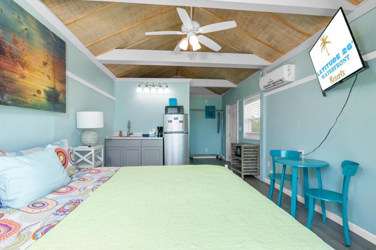 Bungalow - Water Front