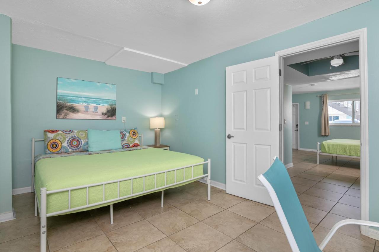 Two-Bedroom King Suite