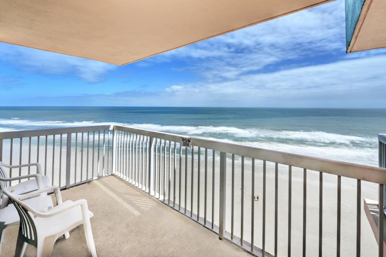 Queen Room with Two Queen Beds and Kitchen - Ocean Front,1378113626:JPEG