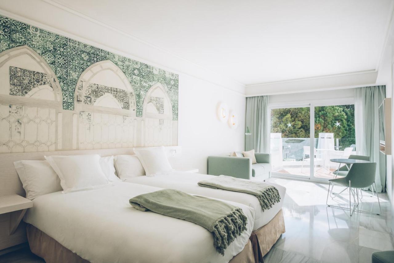 Double Room with Pool View