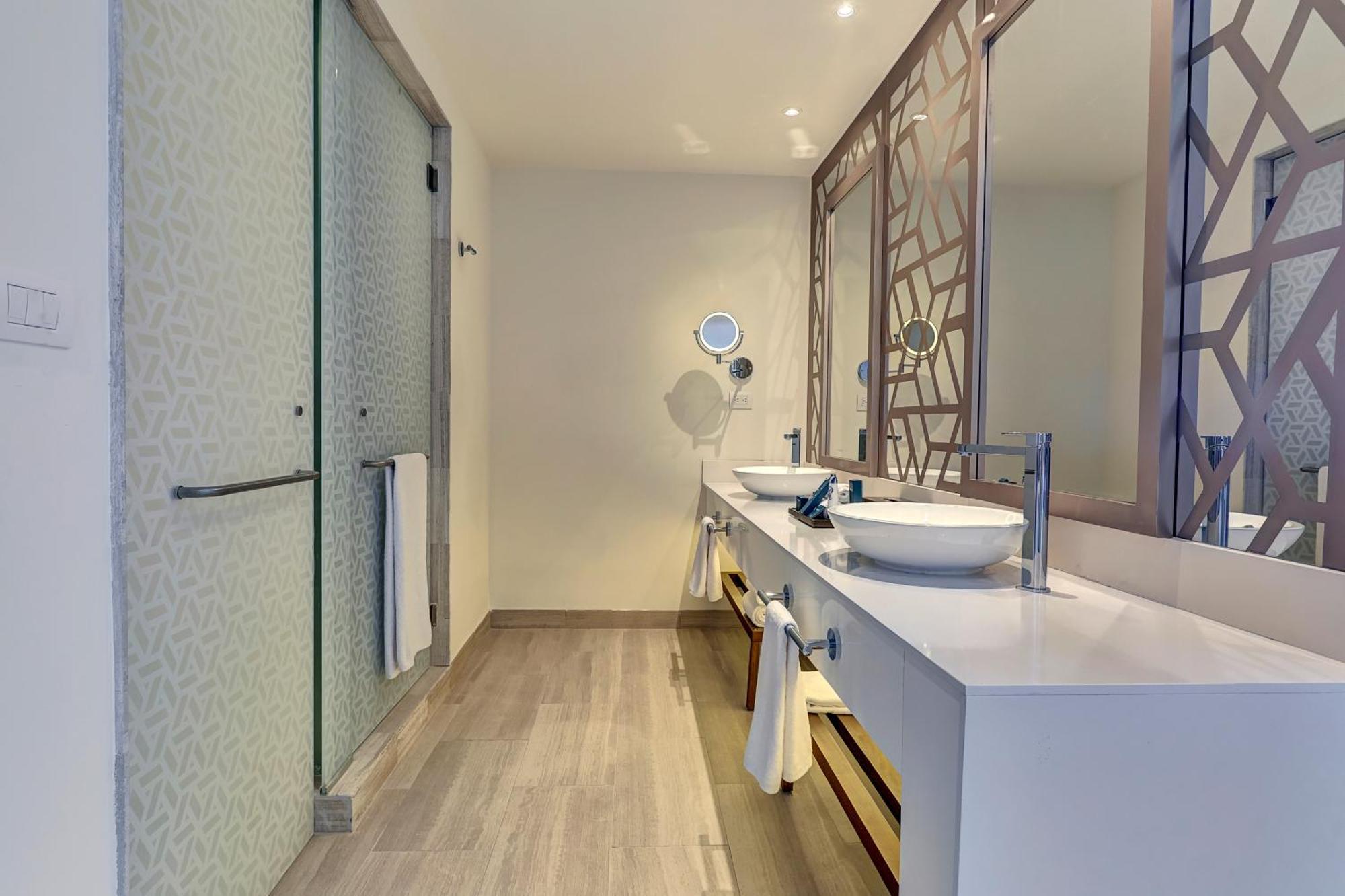 Luxury Junior Suite Sunset View Diamond Club 