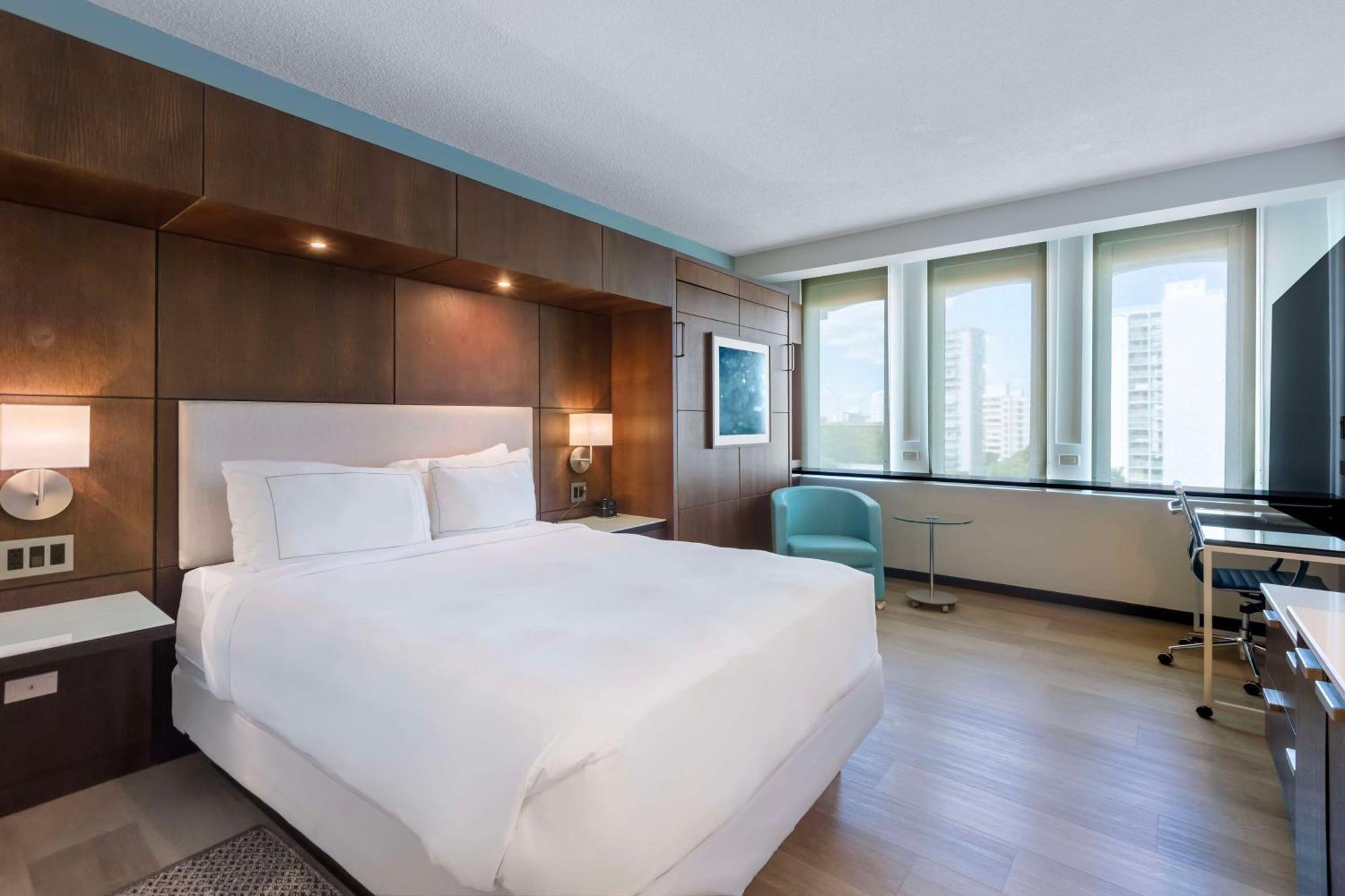 Queen Room Extra Double Bed