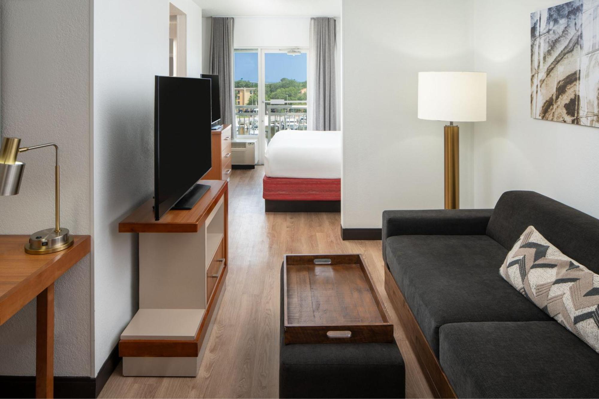 Studio, 1 King, Sofa bed, Water view, Balcony