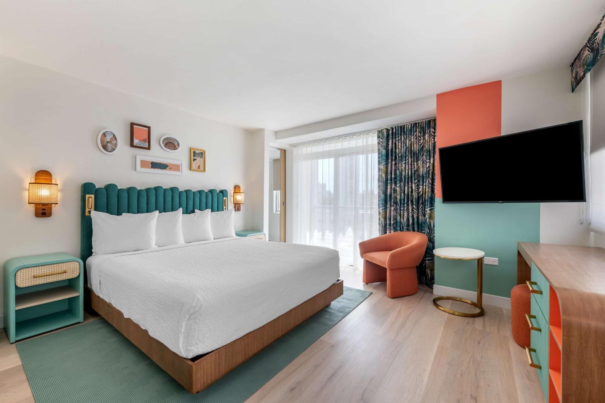 King Room Green Tower
