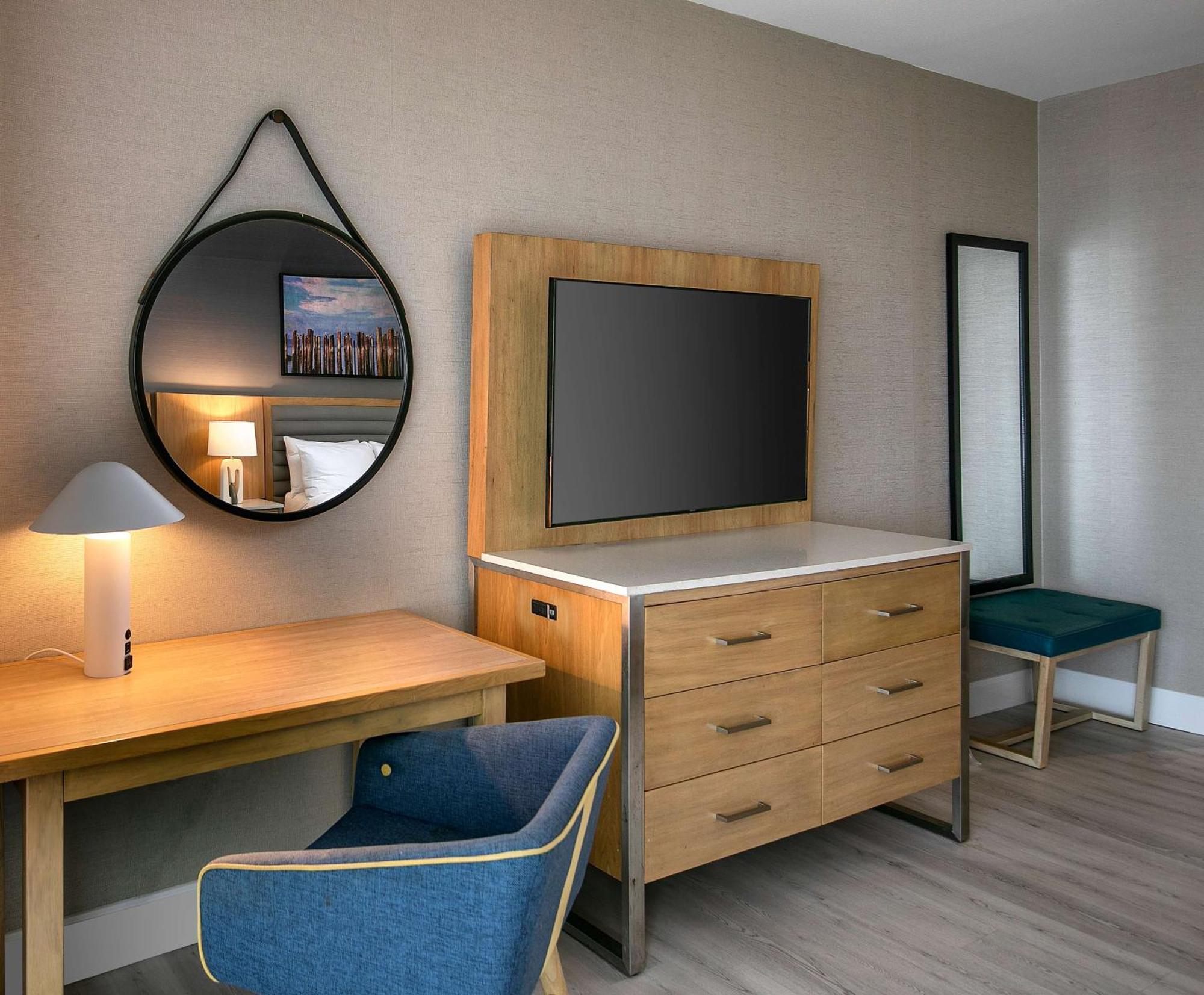King Room with Ocean View - Disability Access