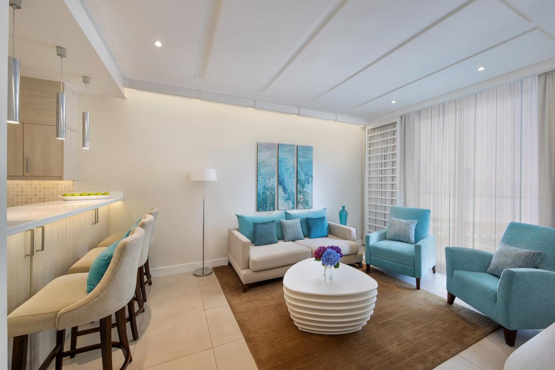 One Bedroom Apartment with Balcony, Beach & Rooftop Infinity Pool Access, Kids Club Access