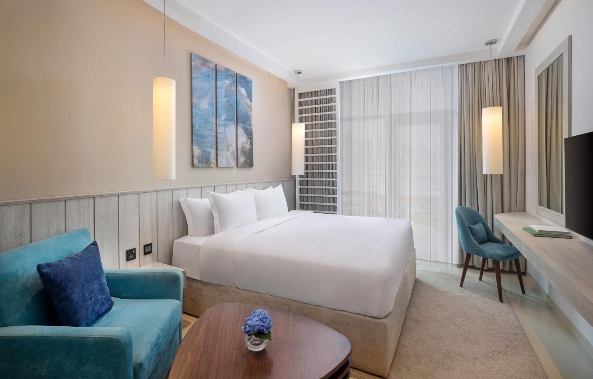 Studio with Balcony, Beach & Rooftop Infinity Pool Access, Kids Club Access
