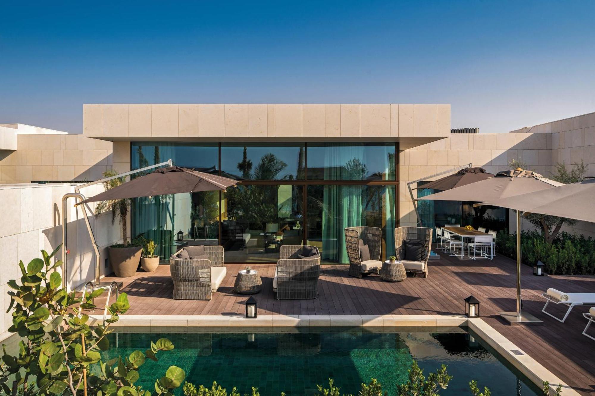 One-Bedroom Pool Villa with Beach View