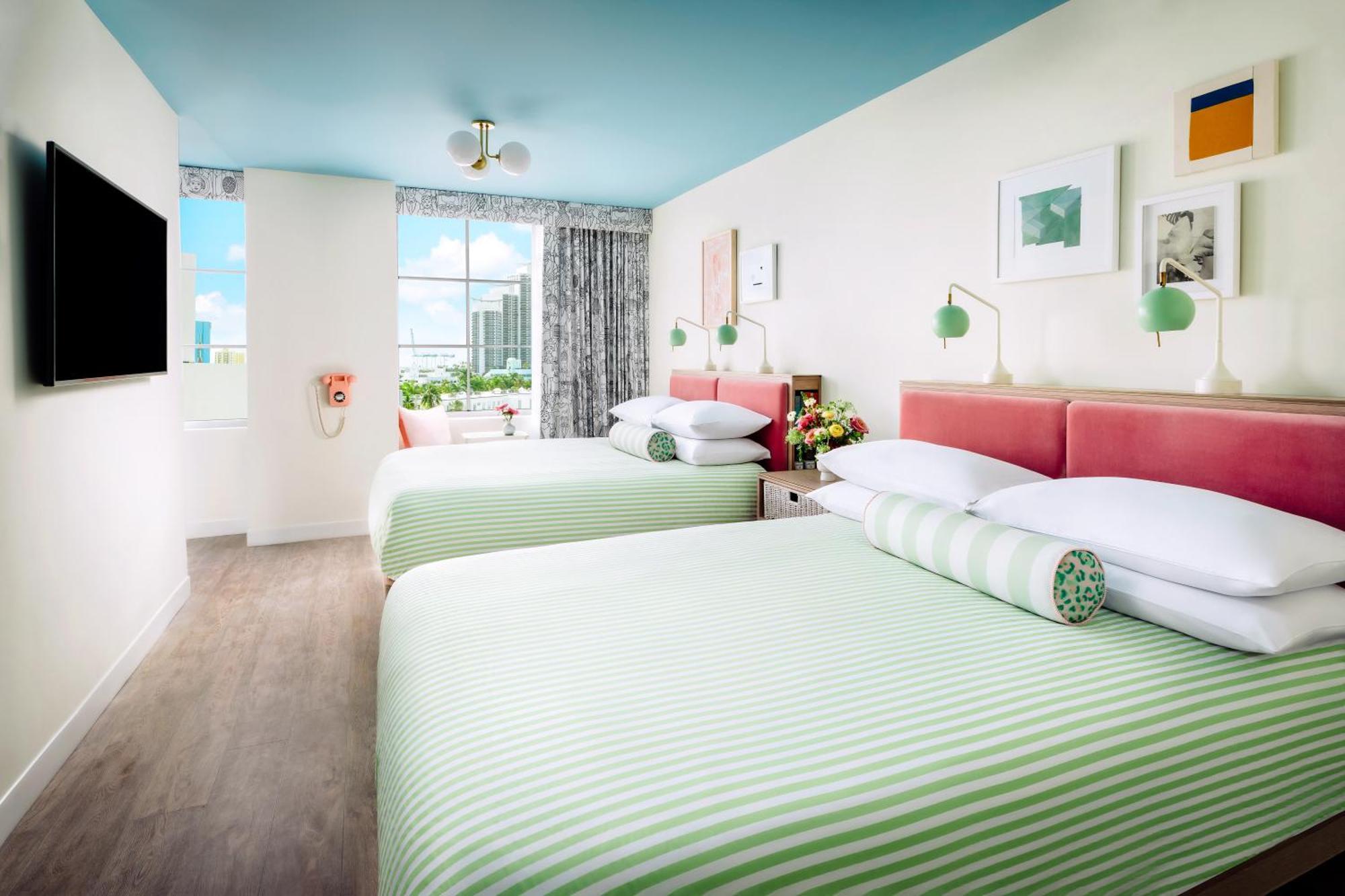Standard Queen Room