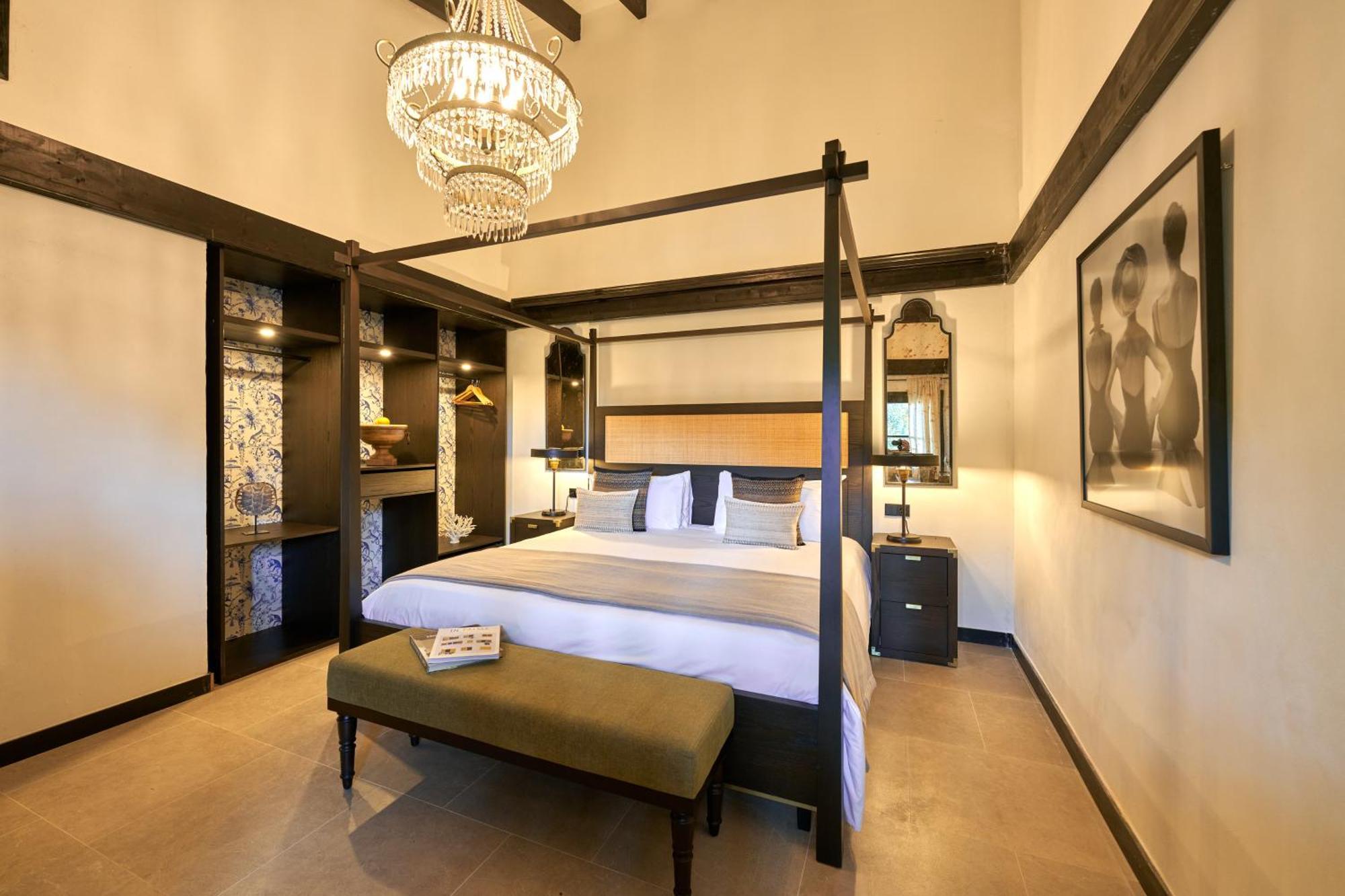 King Room with Pool View