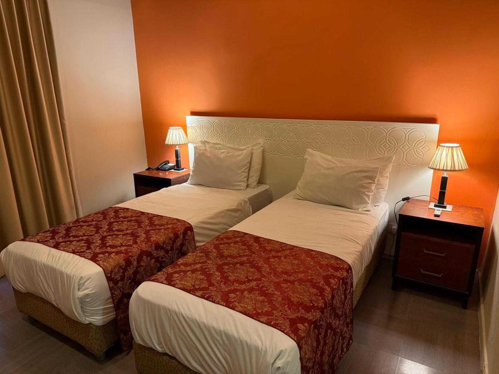 Deluxe Double or Twin Room