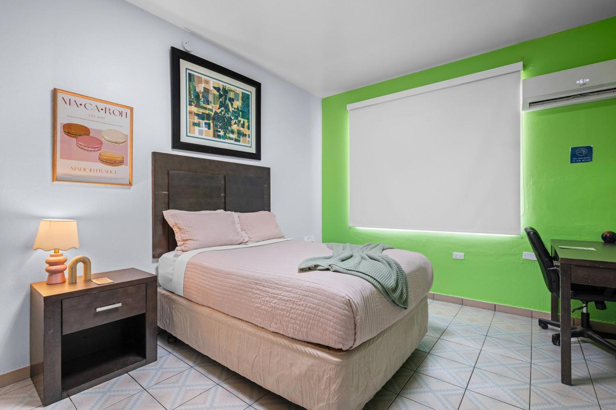 Guest Room One Bed