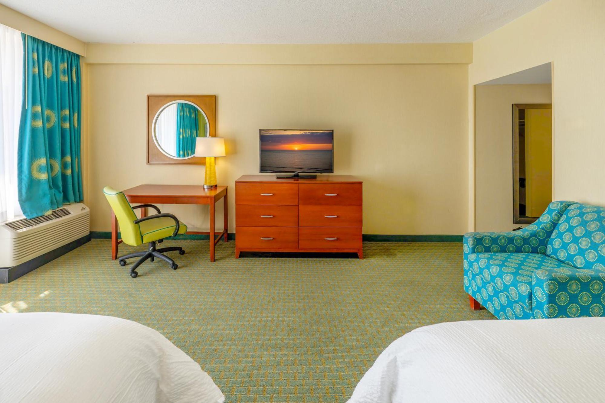 Queen Room with Two Queen Beds - Disability Access