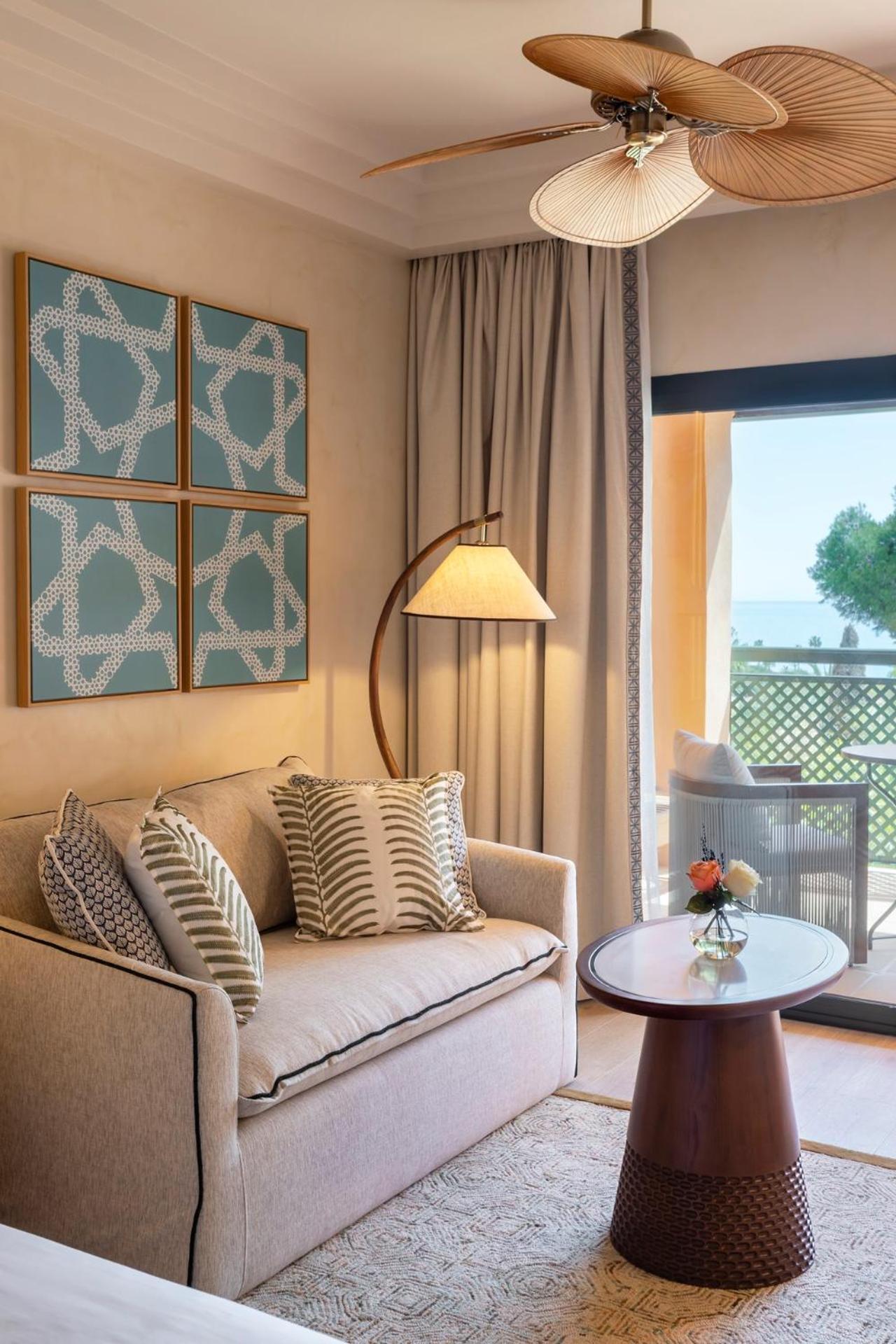 Deluxe Twin Room with Sea View