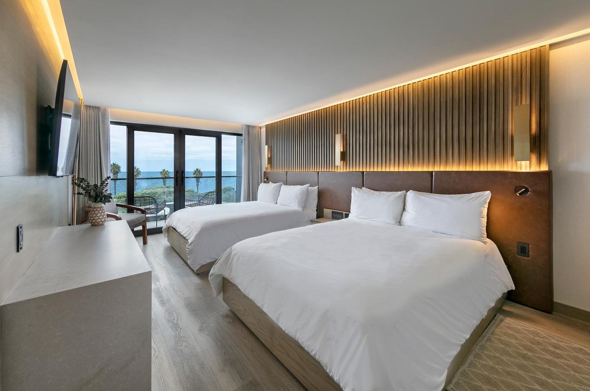 ALL NEW! Shores Ocean View 2 Queen Room
