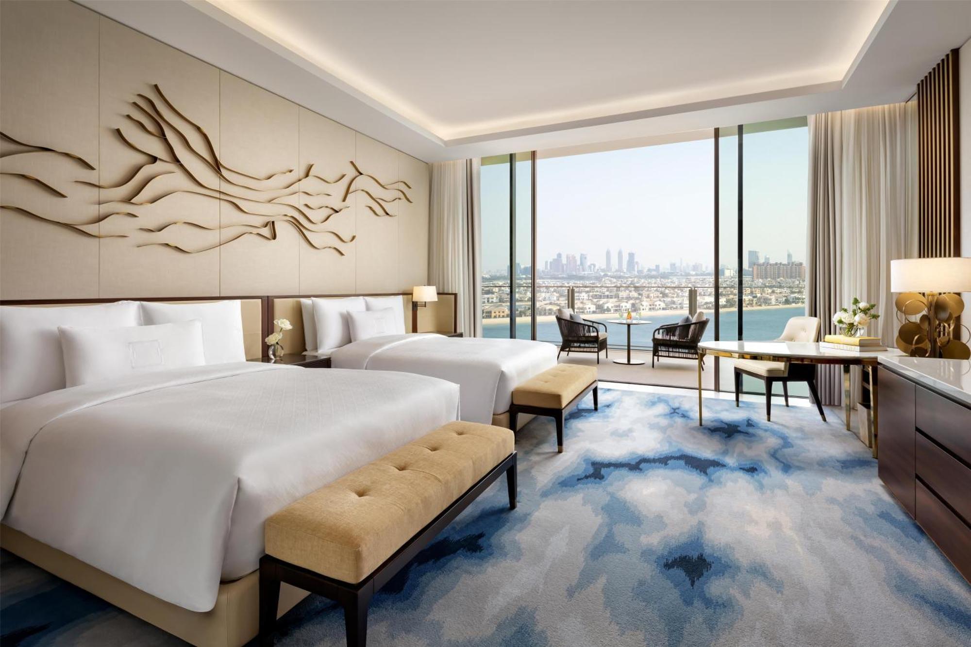 Palmscape Queen Room