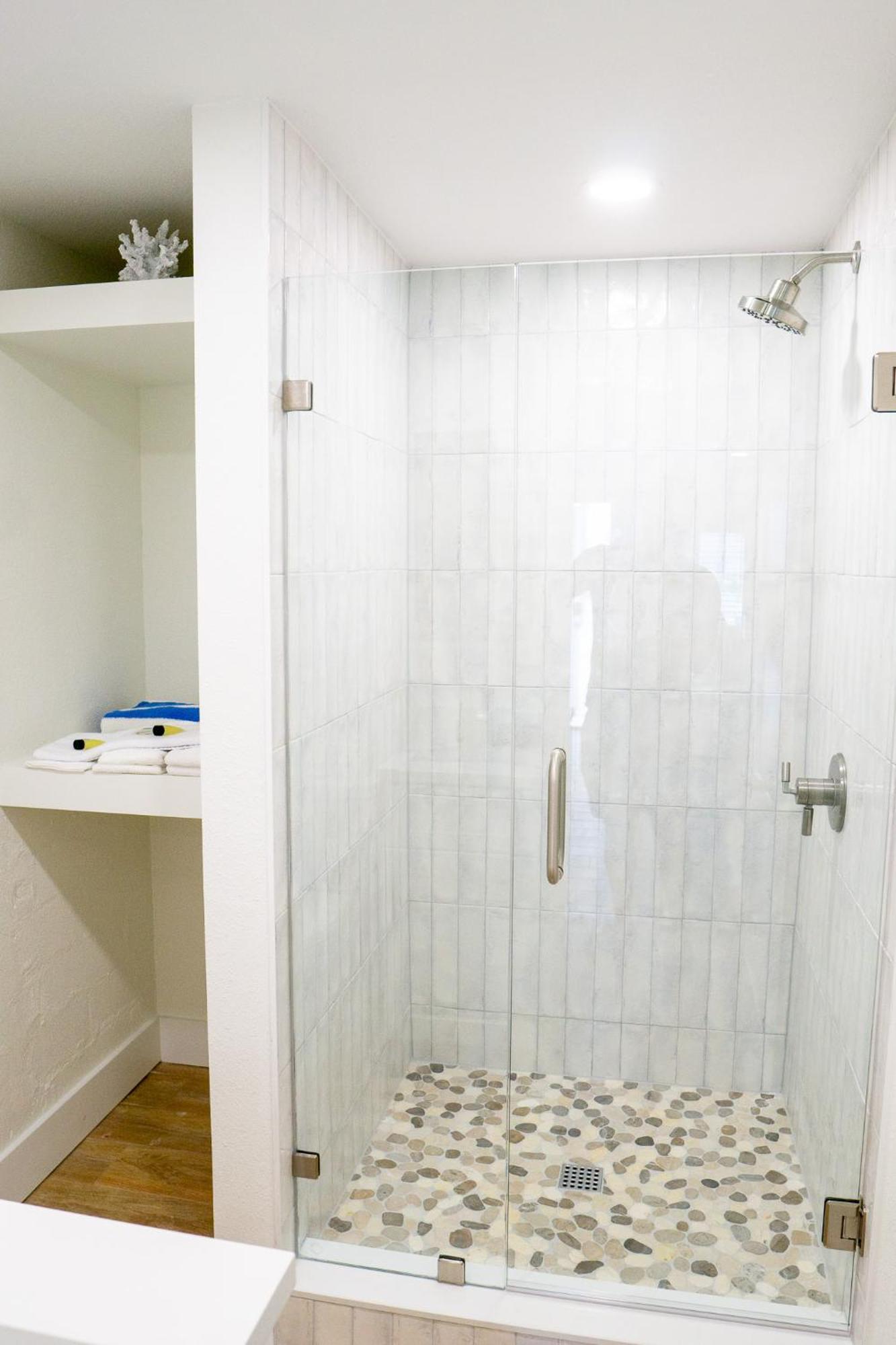 Newly Renovated Gulf View Cottage