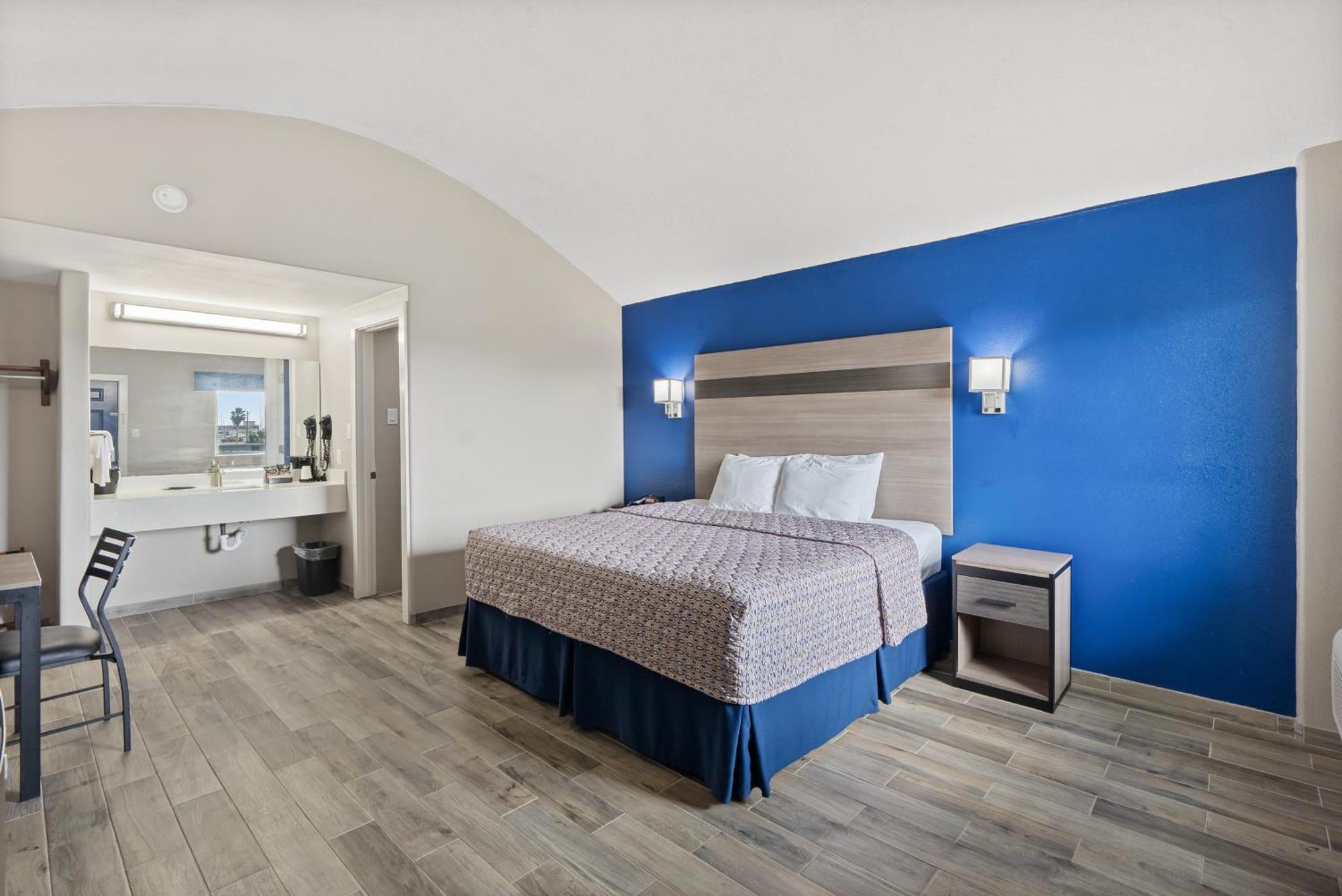 King Room with Balcony
