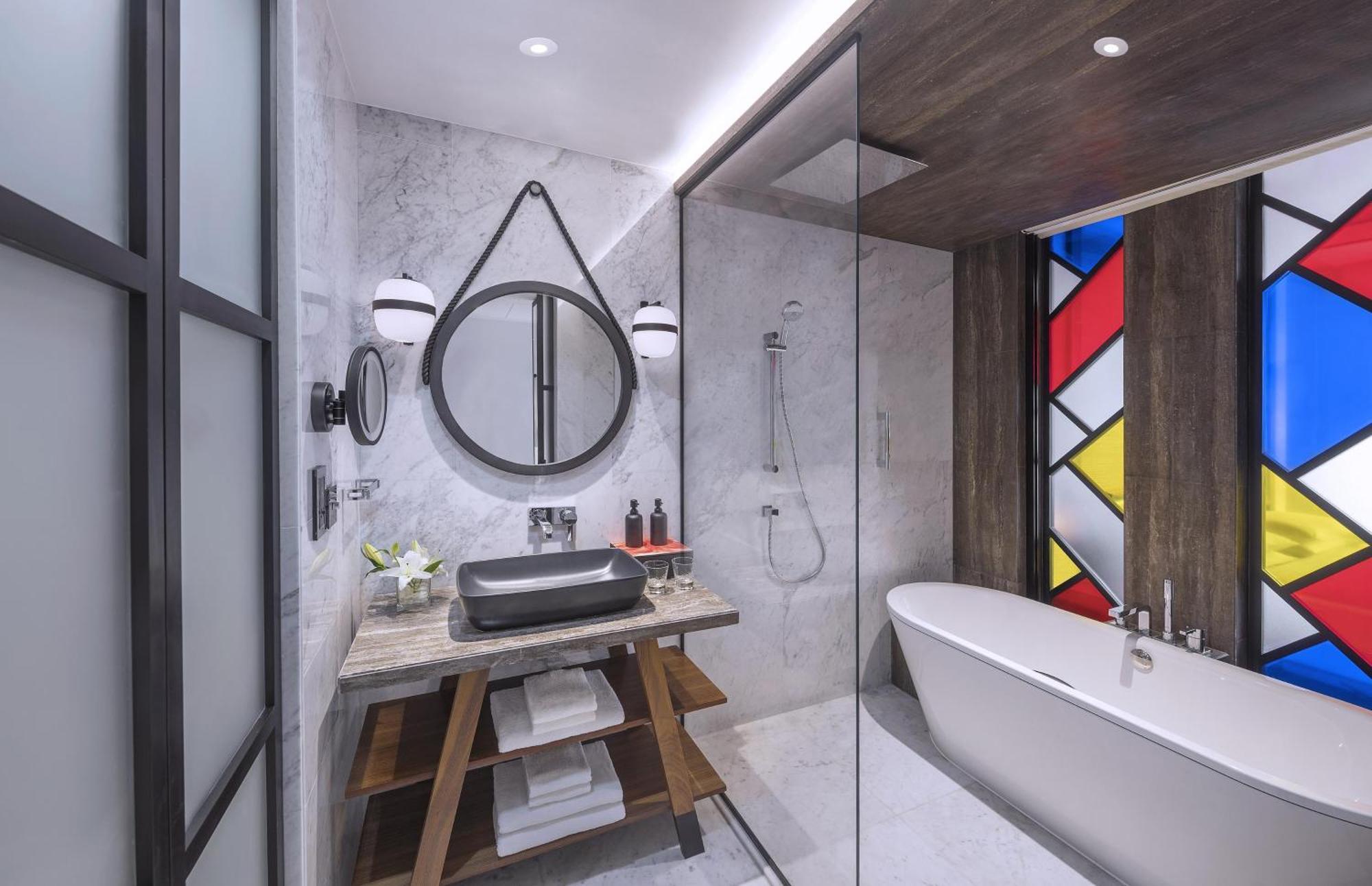 Andaz Room – Mandatory Gala Dinner (to be charged in supplement by the hotel)