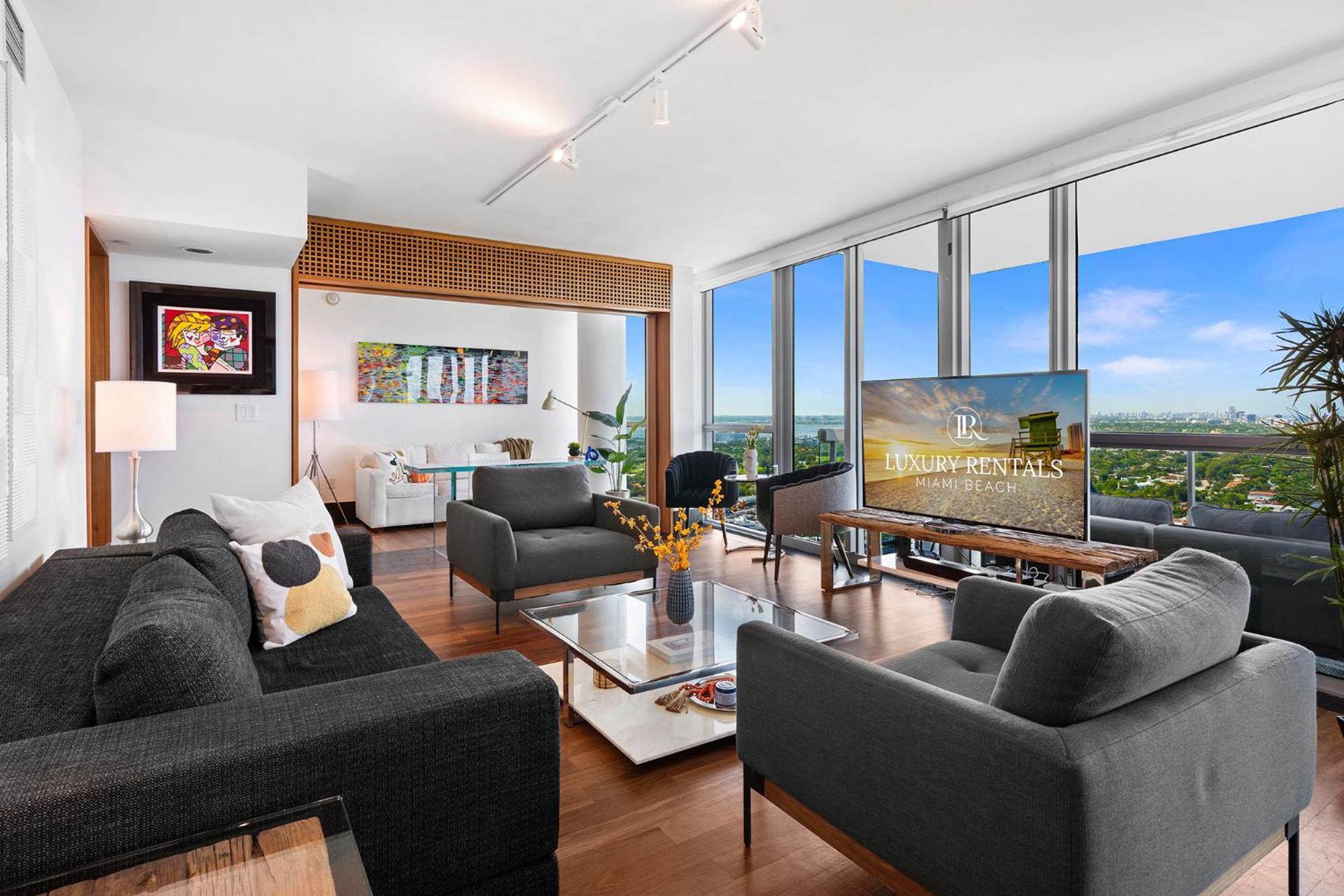 Three-Bedroom Apartment with Sea View