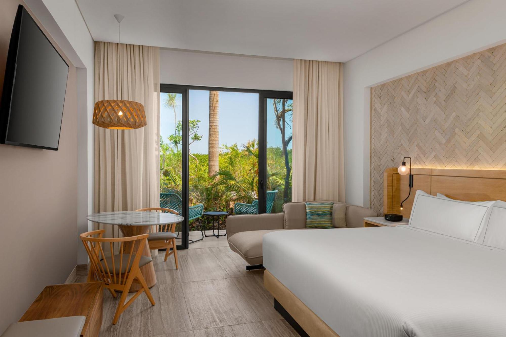 King Room with Nature View
