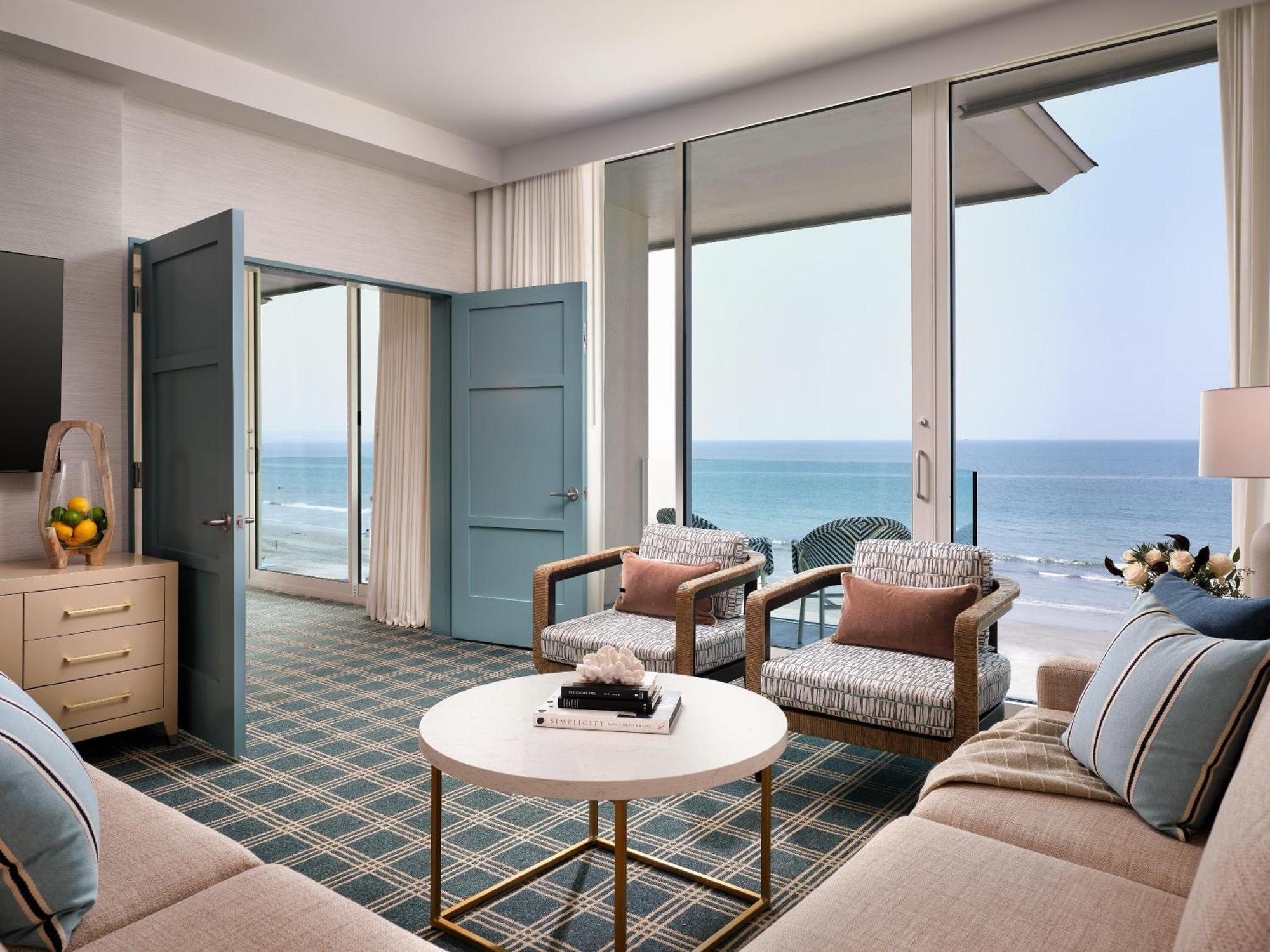 Oceanfront King Suite