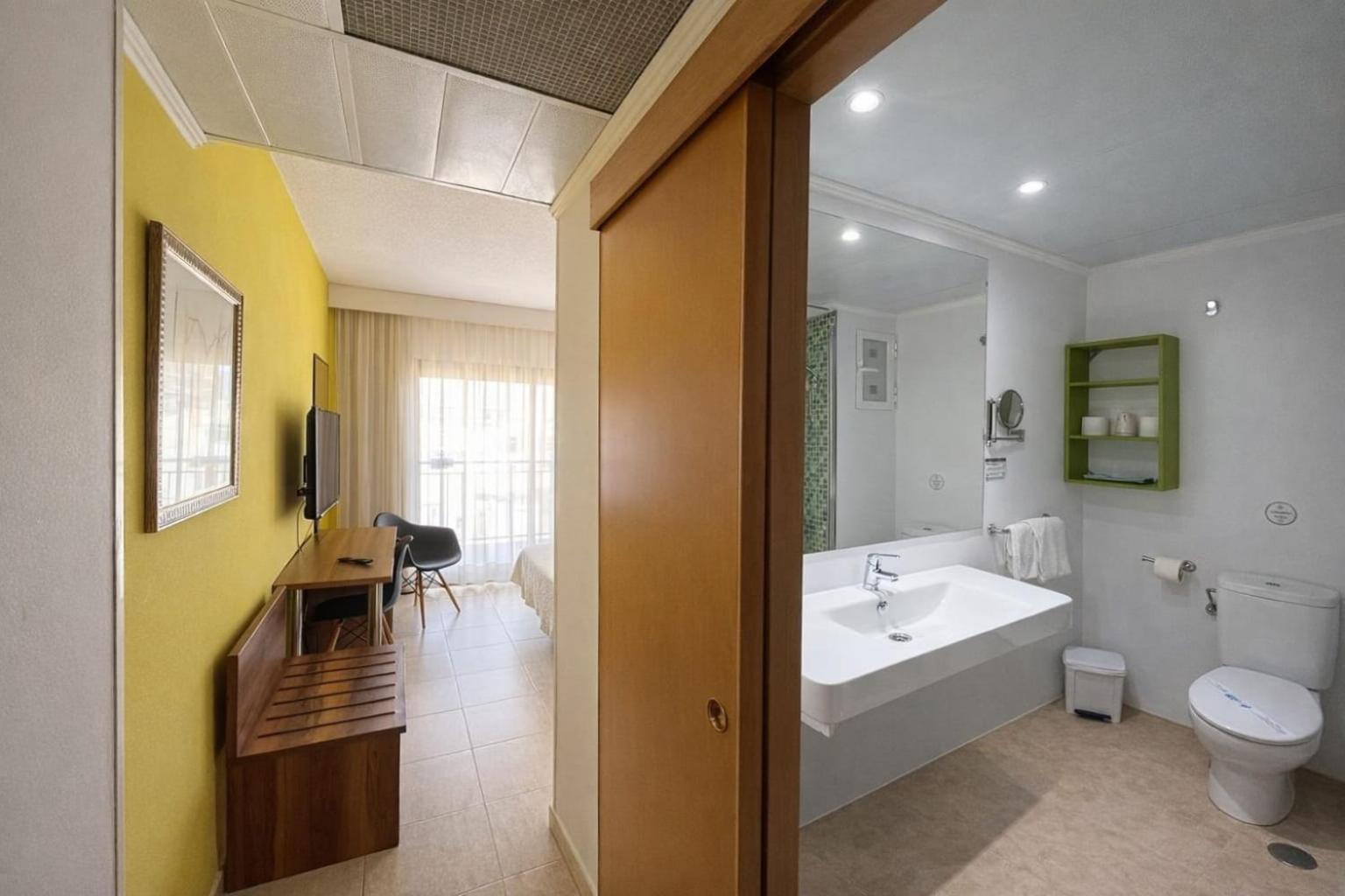 Single Room with Balcony