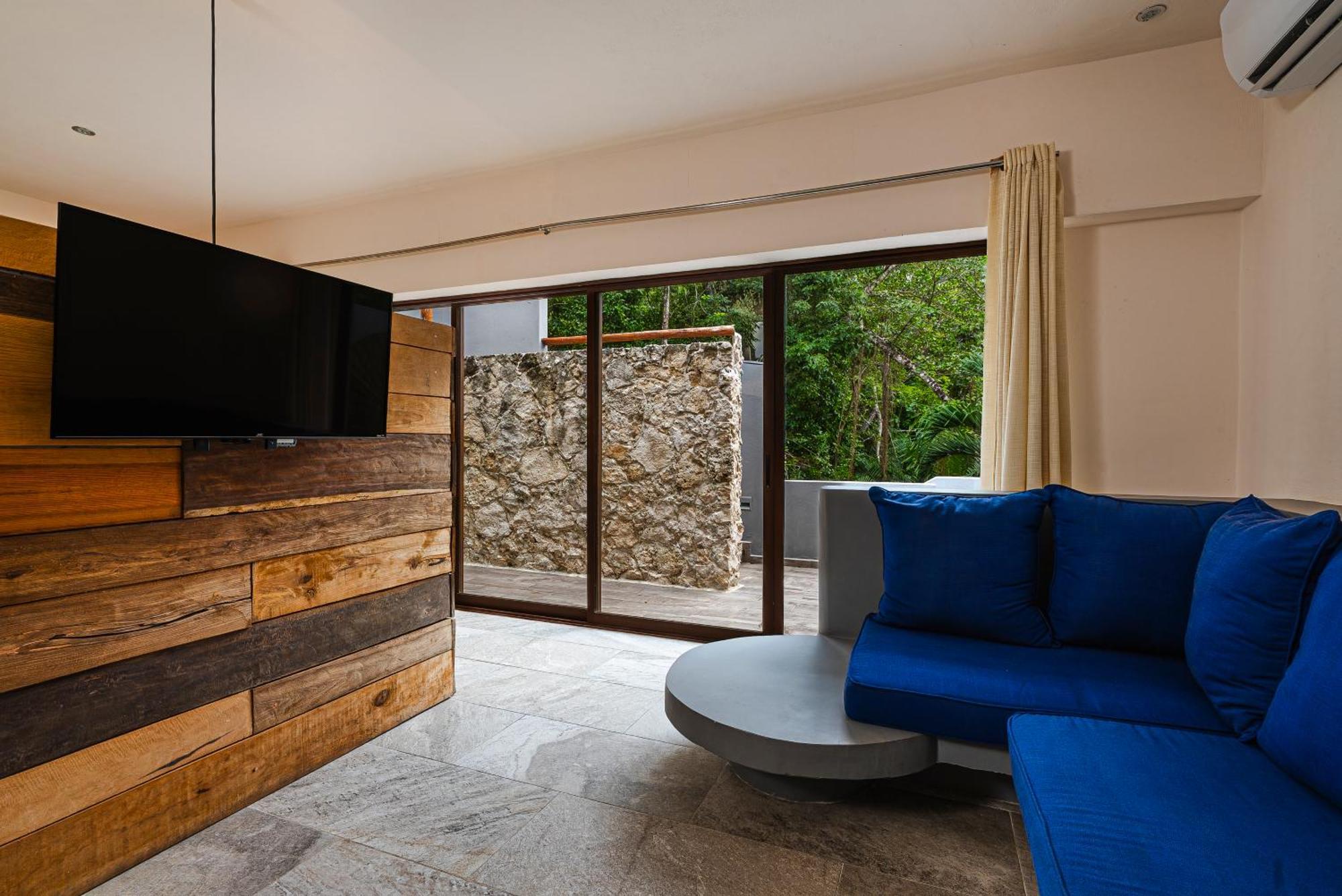 Studio with Terrace