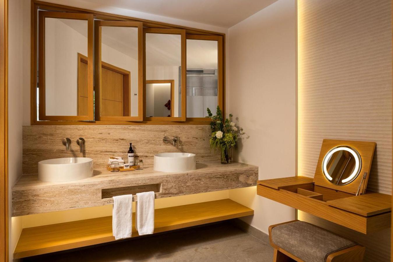 Junior Suite Garden View - Double Beds
