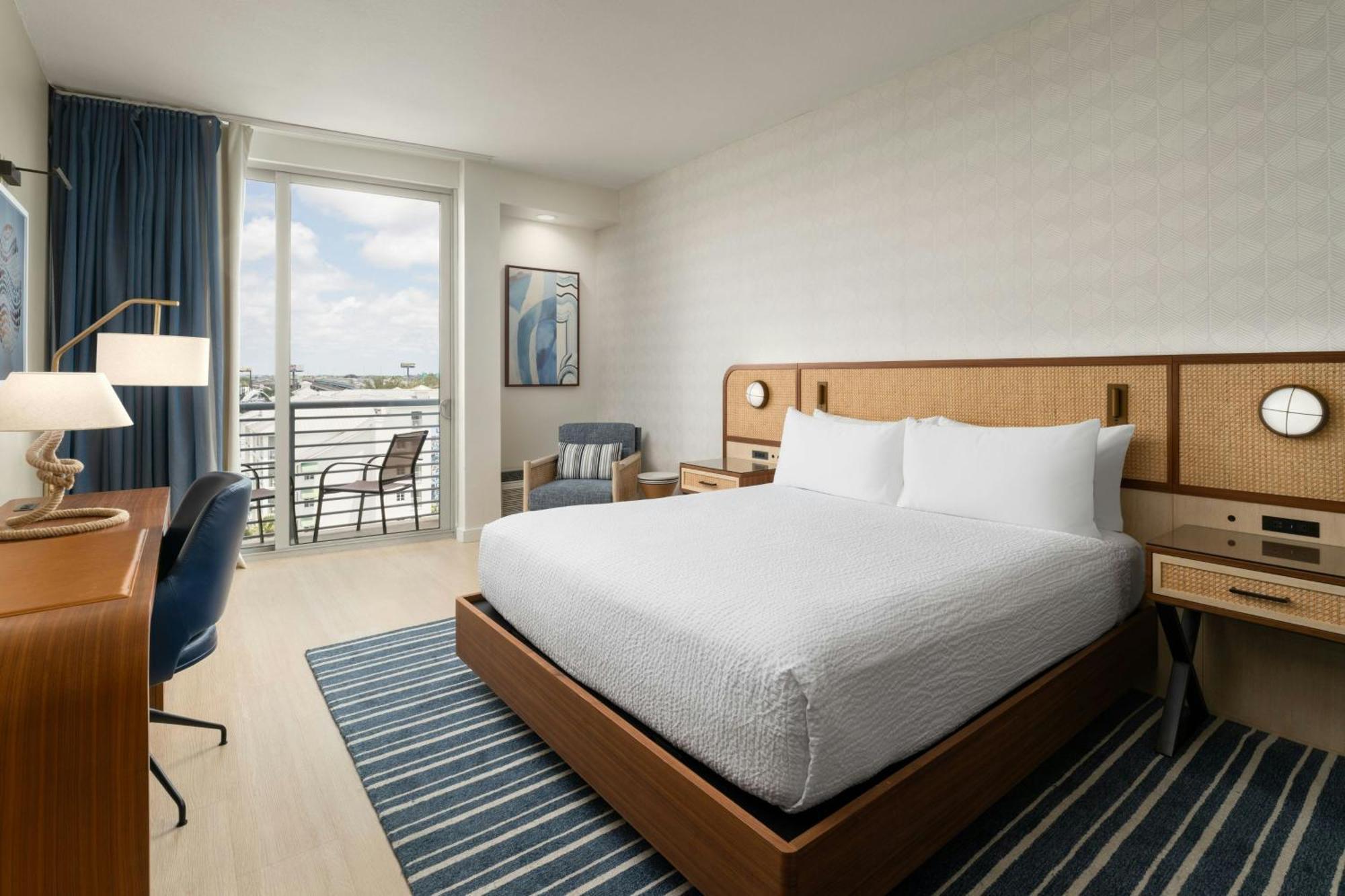 King Room with Balcony