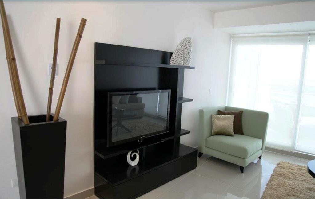 One Bedroom Suite with Ocean View