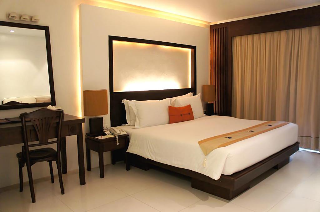 Safari Deluxe Double or Twin Room