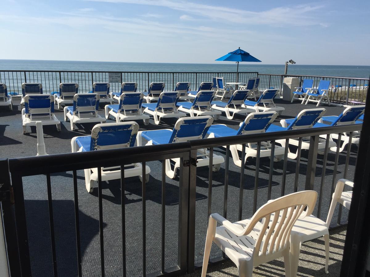 2 Room Oceanfront Efficiency Suite on Sundeck with 2 Queens and 1 Sleeper Sofa - T14