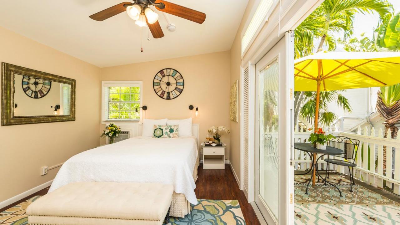 Jacaranda room