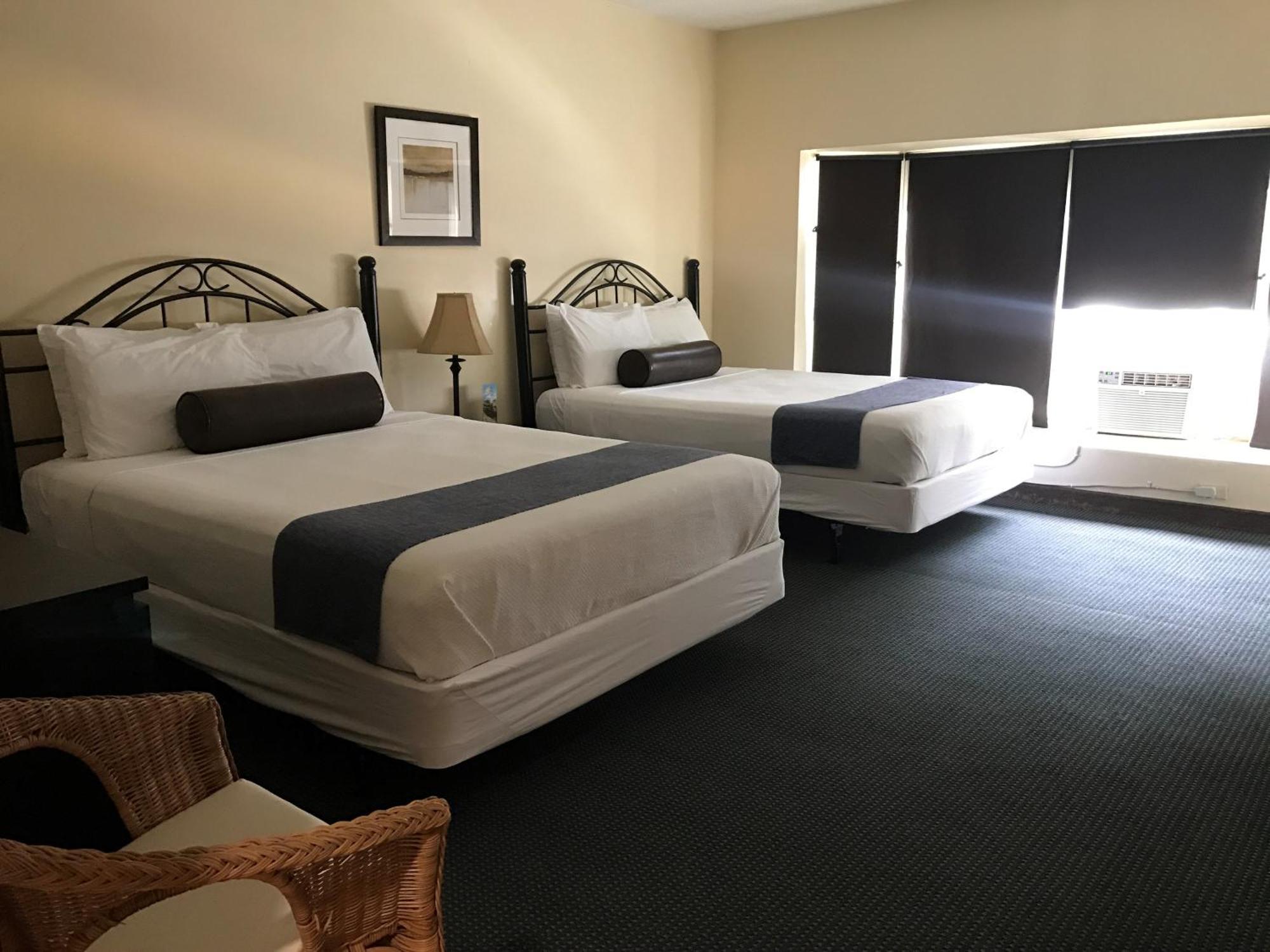 Standard Double Room Two Double Beds