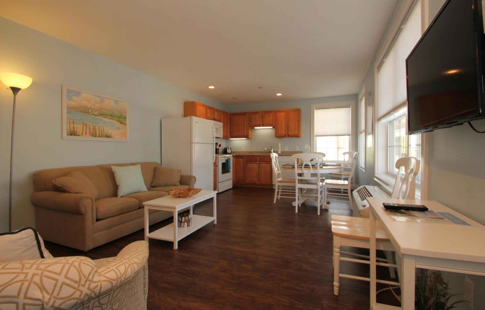 Sand Piper Suite 9