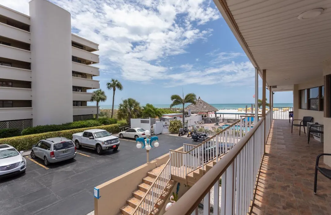 Plaza Beach Hotel - Beachfront Resort-1