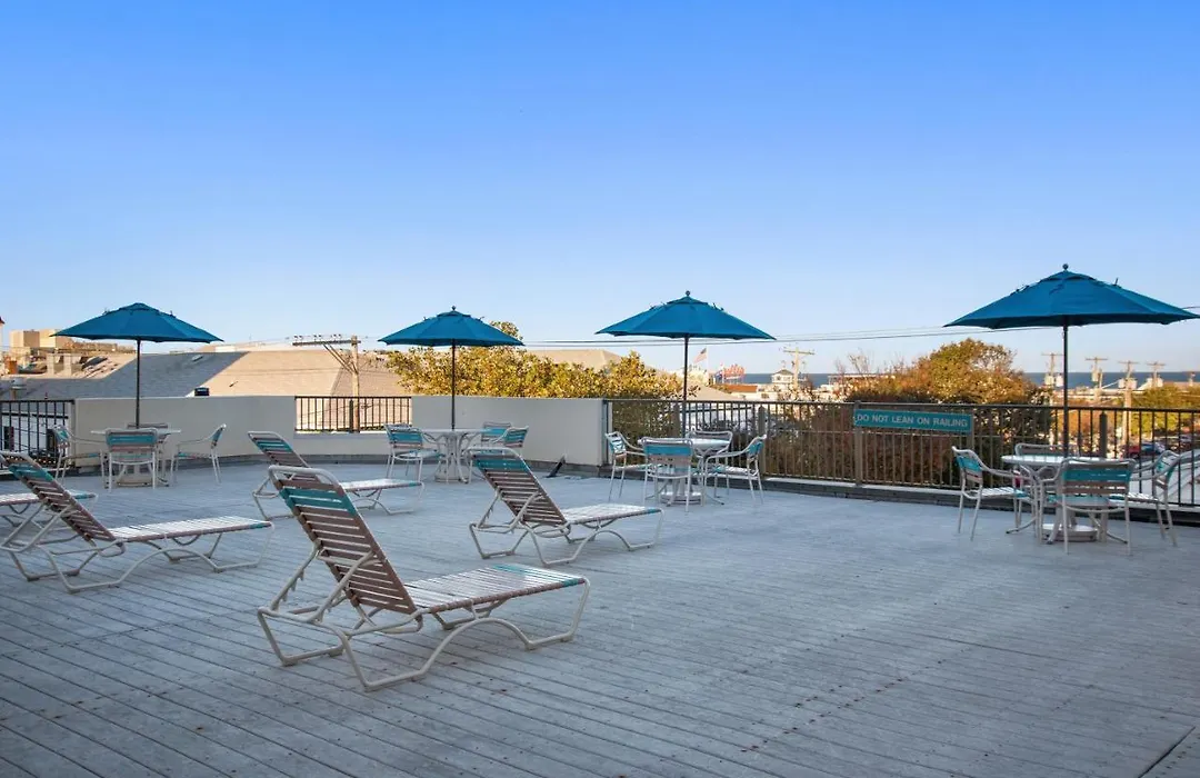 Brighton Suites Hotel-1