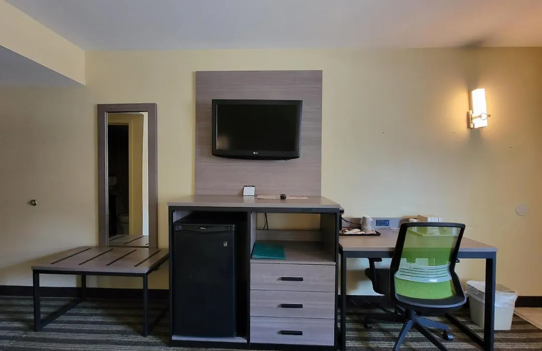 Quality Inn Flamingo-1