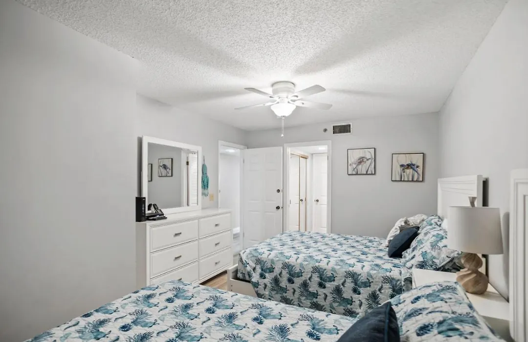 Direct Beachfront - Ocean Views - Las Brisas #103-1