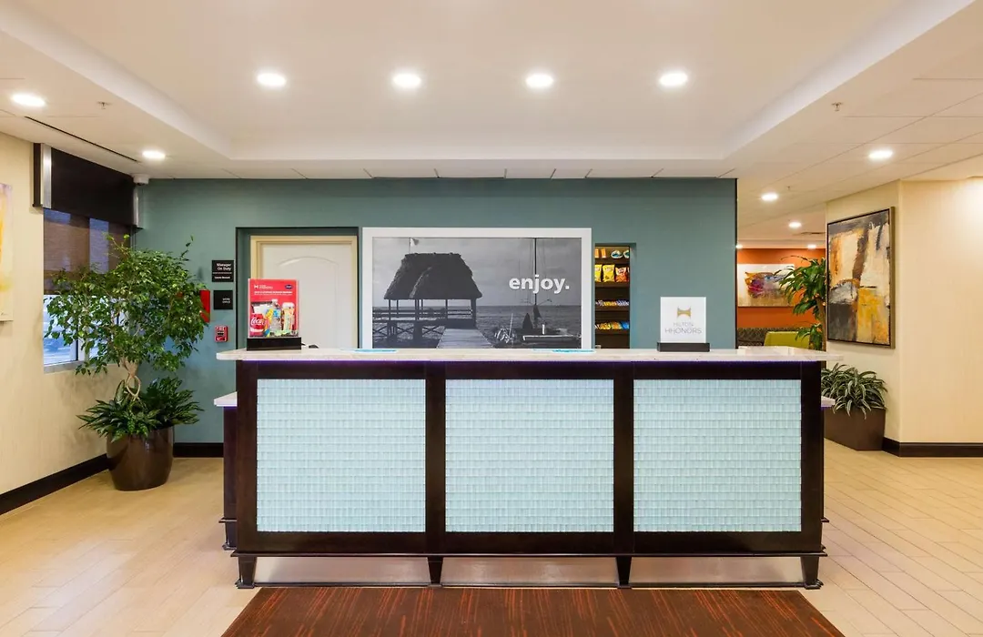 Hampton Inn Daytona Beach/Beachfront-1